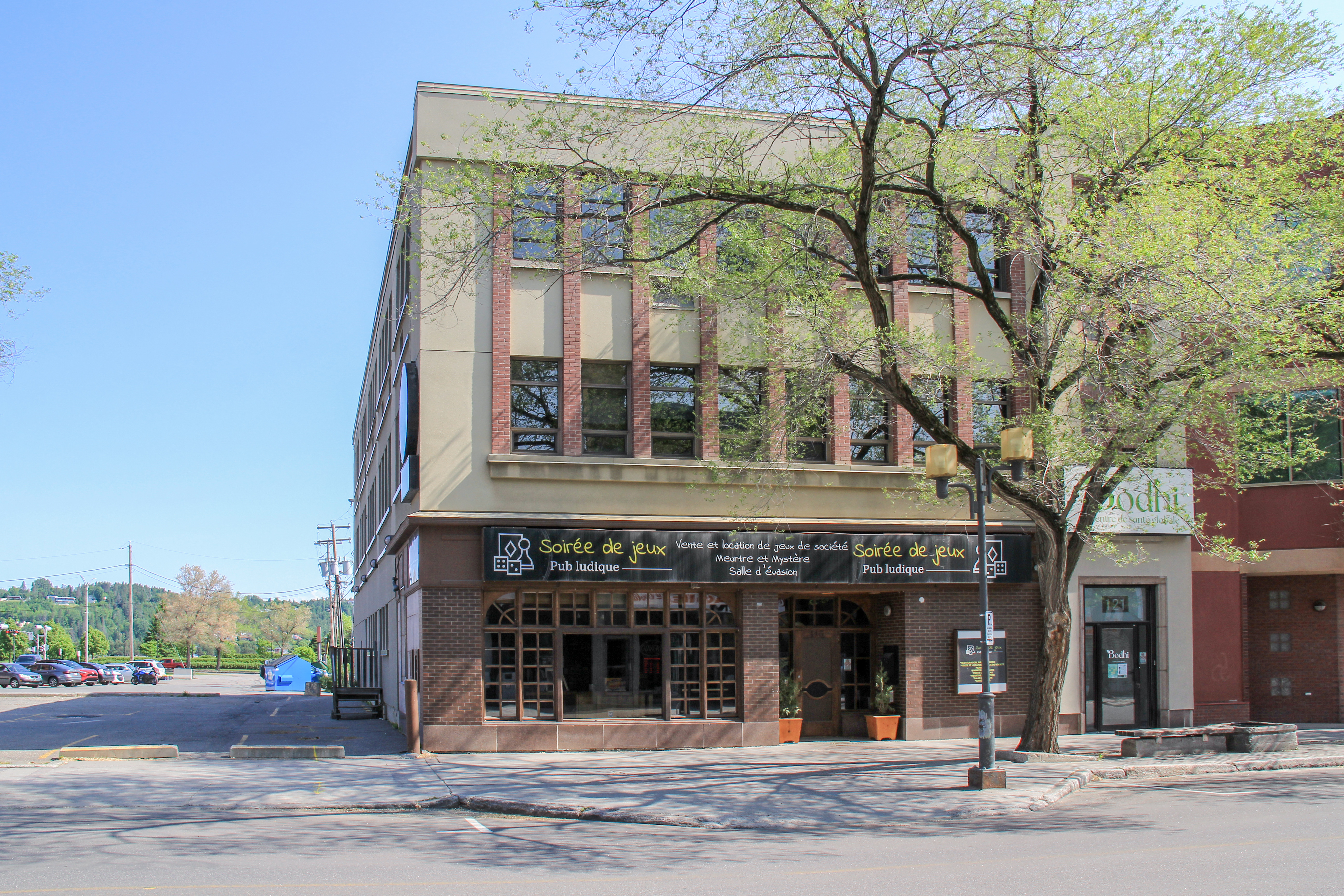 115-121 rue Racine E